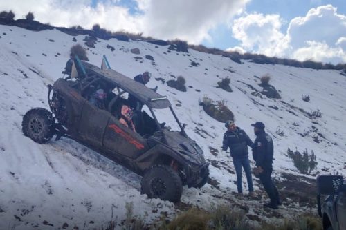 Autoridades-consignan-a-conductor-y-aseguran-vehículo-todo-terreno-por-ingresar-ilegalmente-al-Nevado-de-Toluca