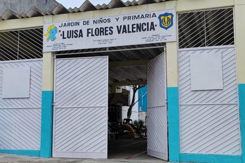 Evacúan-primaria-por-amenaza-de-bomba-y-cierran-kínder-por-presuntas-extorsiones-en-Acayucan